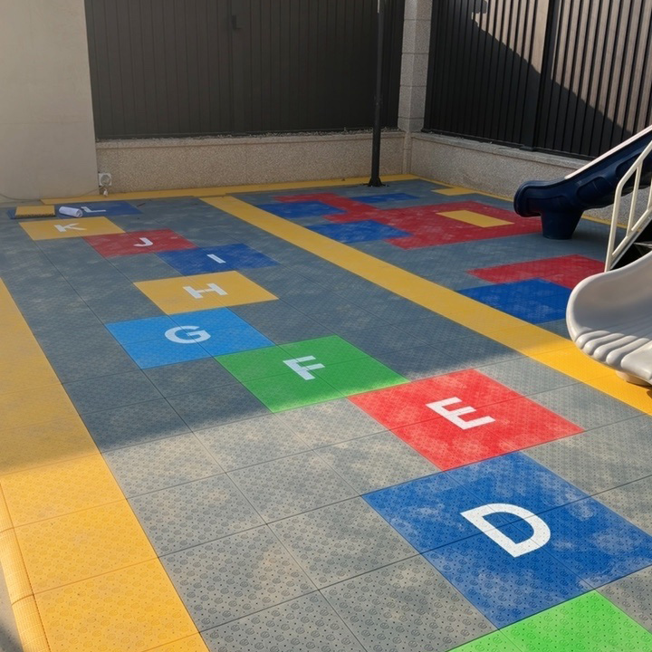 Outdoor Sport Court Tiles - Profesyonel Birbirine Geçen PP Hareketli Basketbol